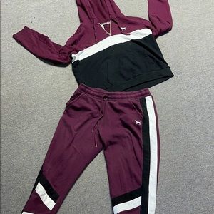 VS PINK 2-Piece Sweat Set Outfit